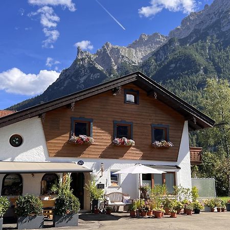 Gaestehaus Edlhuber Mittenwald Exterior foto
