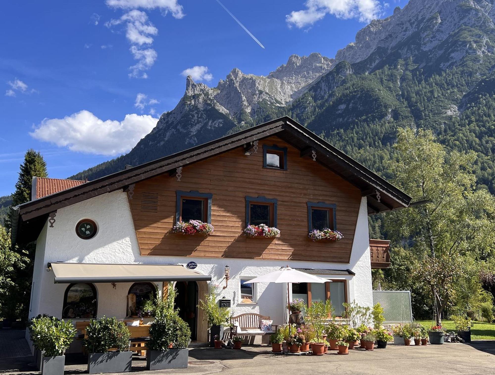 Gaestehaus Edlhuber Mittenwald Exterior foto